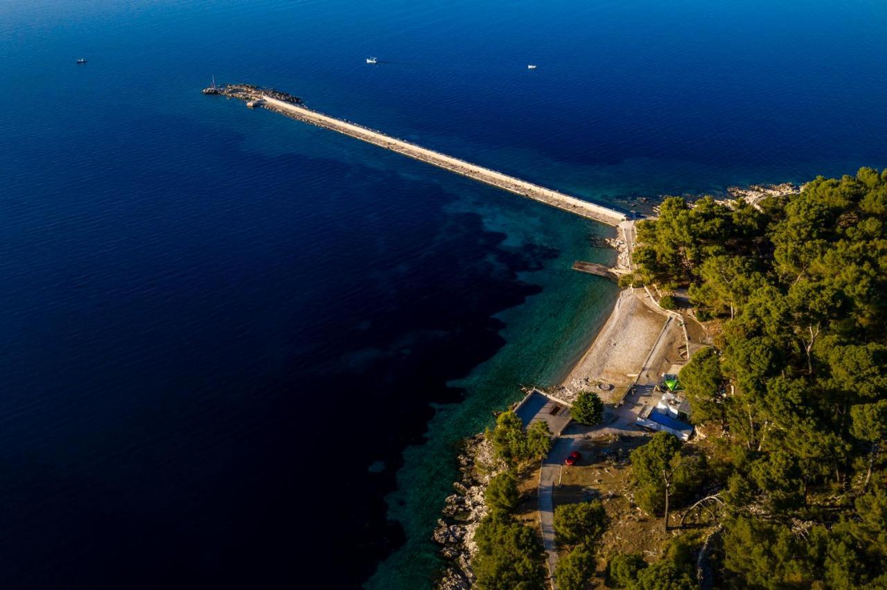 Holiday Home Villa Esperanca เวลิโลชิน ภายนอก รูปภาพ