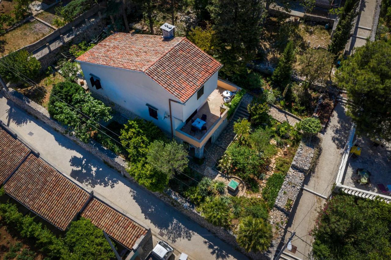 Holiday Home Villa Esperanca เวลิโลชิน ภายนอก รูปภาพ