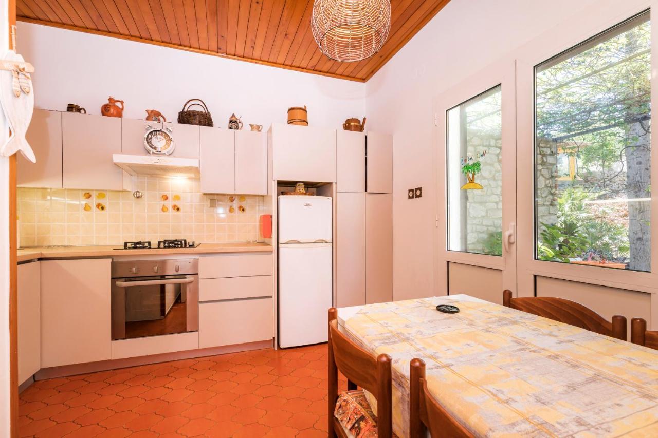 Holiday Home Villa Esperanca เวลิโลชิน ภายนอก รูปภาพ