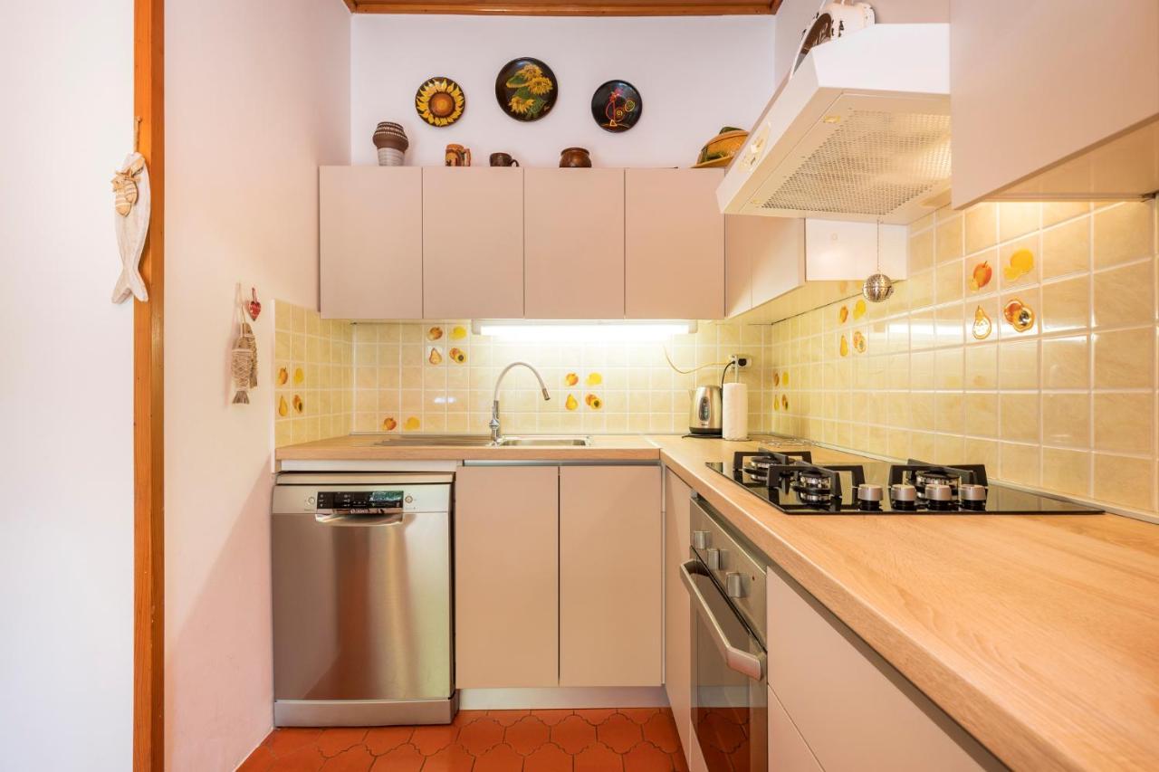 Holiday Home Villa Esperanca เวลิโลชิน ภายนอก รูปภาพ