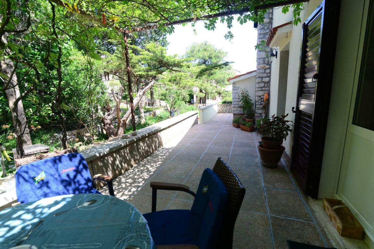 Holiday Home Villa Esperanca เวลิโลชิน ภายนอก รูปภาพ